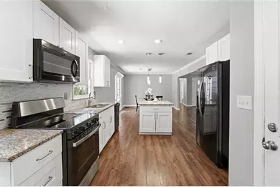 1303 Mohawk Drive, Lawrenceville, GA 30043 - Photo 14