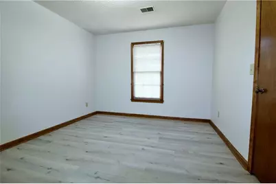 585 Wayside Drive, Lawrenceville, GA 30046 - Photo 14