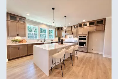 116 Bridgecrest Road, Roswell, GA 30075 - Photo 2