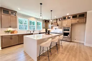 116 Bridgecrest Rd, Roswell, GA 30075 - Photo 2