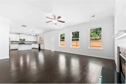 2445 Overlook Avenue, Lithonia, GA 30058 - Photo 10