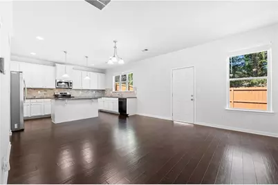 2445 Overlook Avenue, Lithonia, GA 30058 - Photo 12