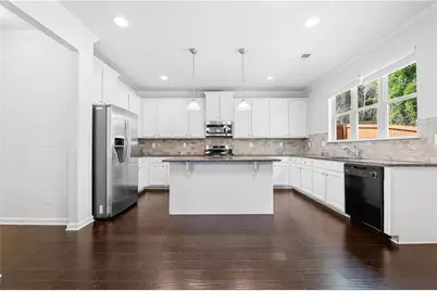 2445 Overlook Avenue, Lithonia, GA 30058 - Photo 14