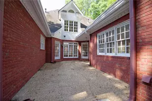 1150 Goodwin Pl NE, Atlanta, GA 30319 - Photo 24