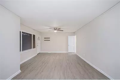 864 Northview Drive, Forest Park, GA 30297 - Photo 4