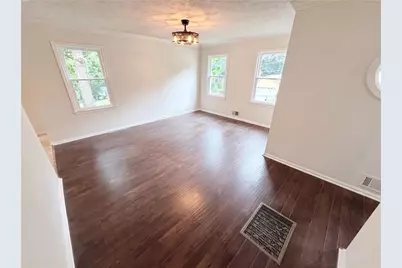215 Arbour Run, Suwanee, GA 30024 - Photo 8