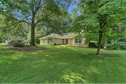 3115 Country Lake Drive, Powder Springs, GA 30127 - Photo 2