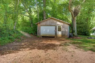 532 Cedartown Ave, Tallapoosa, GA 30176 - Photo 20