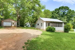 532 Cedartown Ave, Tallapoosa, GA 30176 - Photo 1