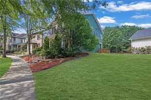 3870 Baxley Pine Trail, Suwanee, GA 30024 - Photo 4