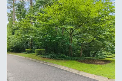 2032 Castleway Drive NE, Atlanta, GA 30345 - Photo 16