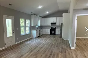 39 Huckleberry Ln, Winder, GA 30680 - Photo 2