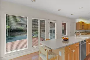 6 Downshire Ln, Decatur, GA 30033 - Photo 16