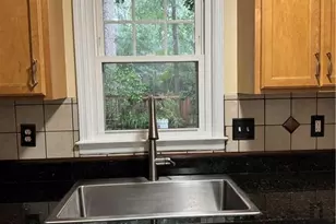 4111 N Gloucester Pl, Atlanta, GA 30341 - Photo 8