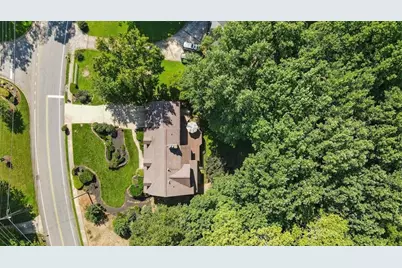 990 Lake Charles Drive, Roswell, GA 30075 - Photo 48