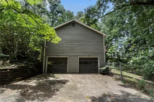 1982 Winding Creek Ln SW, Marietta, GA 30064 - Photo 30
