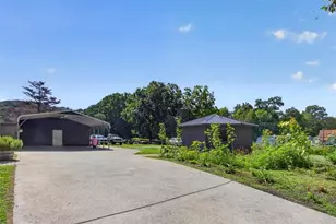 202 Peachtree St, Fairmount, GA 30139 - Photo 6