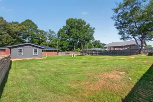 202 Peachtree St, Fairmount, GA 30139 - Photo 38