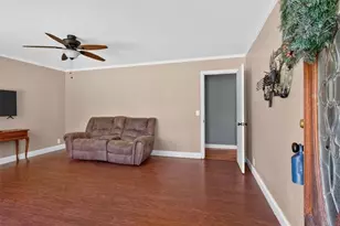 202 Peachtree St, Fairmount, GA 30139 - Photo 8