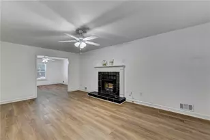 5025 Leeshire Trail, Tucker, GA 30084 - Photo 4