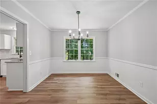 965 Dunstan Ln, Stone Mountain, GA 30083 - Photo 10