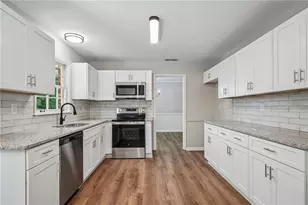 965 Dunstan Ln, Stone Mountain, GA 30083 - Photo 14