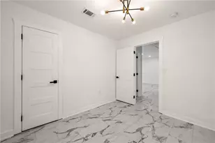 641 Hamilton E Holmes Dr NW, Atlanta, GA 30318 - Photo 12