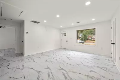 641 Hamilton E Holmes Drive NW, Atlanta, GA 30318 - Photo 4