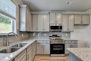 7309 Yewtree Dr Walk, Flowery Branch, GA 30542 - Photo 24
