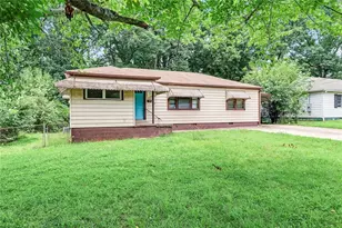 170 Mathews Cir SE, Marietta, GA 30067 - Photo 1