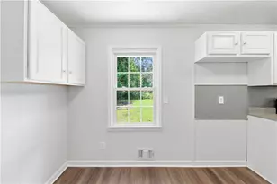 6556 Glenwood Dr, Douglasville, GA 30135 - Photo 10