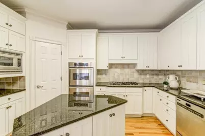 704 Longleaf Drive NE, Atlanta, GA 30342 - Photo 14