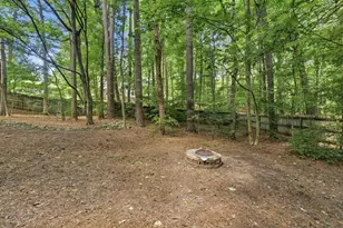 200 Smithdun Ln, Sandy Springs, GA 30350 - Photo 32