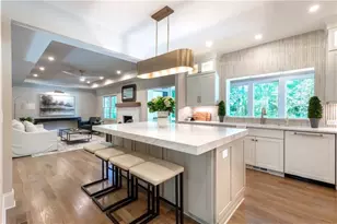 8965 River Run, Sandy Springs, GA 30350 - Photo 10