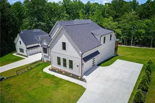 3610 Fleming Dr, Cumming, GA 30041 - Photo 8