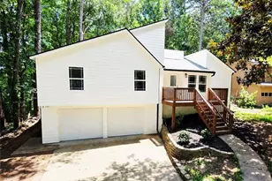 4610 Kings Crossing Dr NE, Kennesaw, GA 30144 - Photo 2