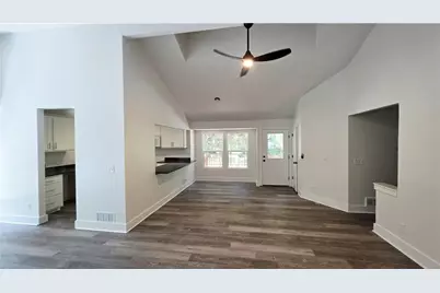 4610 Kings Crossing Drive NE, Kennesaw, GA 30144 - Photo 6