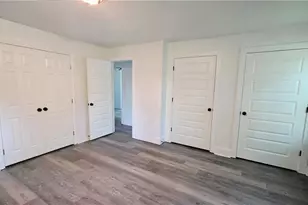 4610 Kings Crossing Dr NE, Kennesaw, GA 30144 - Photo 10