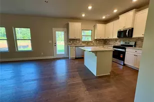 1027 Lakeview Oaks Ct, Grayson, GA 30017 - Photo 8