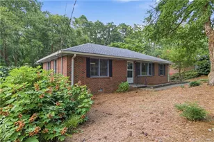 106 Larose Cir SE, Marietta, GA 30060 - Photo 2