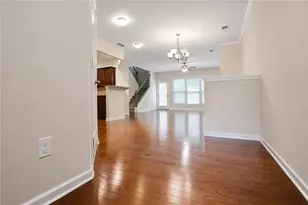 2132 Greencrest Cir, Alpharetta, GA 30004 - Photo 2