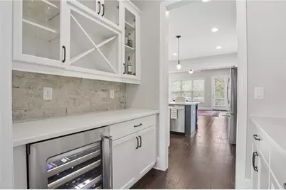 895 Samples Lane NW, Atlanta, GA 30318 - Photo 6