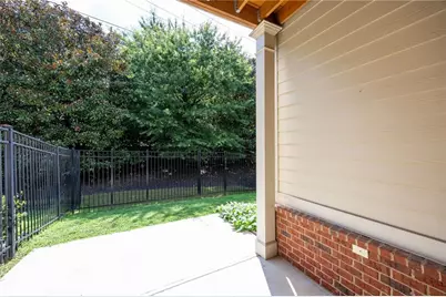 122 Barkley Lane, Sandy Springs, GA 30328 - Photo 16