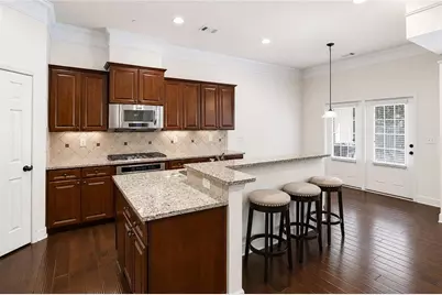122 Barkley Lane, Sandy Springs, GA 30328 - Photo 10