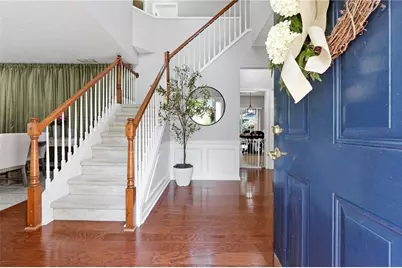609 Grasmere Court NE, Marietta, GA 30066 - Photo 4