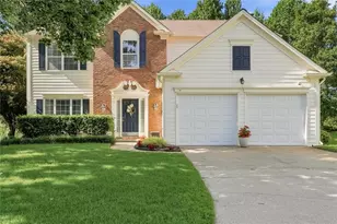 609 Grasmere Ct NE, Marietta, GA 30066 - Photo 2