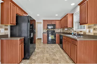 [Address not provided], Gainesville, GA 30506 - Photo 12