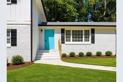 298 W Wind Drive SW, Lilburn, GA 30047 - Photo 2