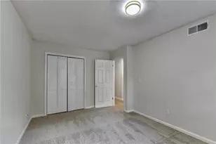 298 W Wind Dr SW, Lilburn, GA 30047 - Photo 32
