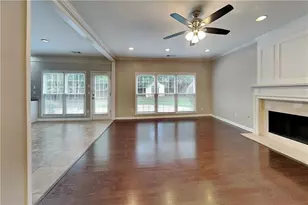 5404 Oxford Chase Way, Dunwoody, GA 30338 - Photo 2